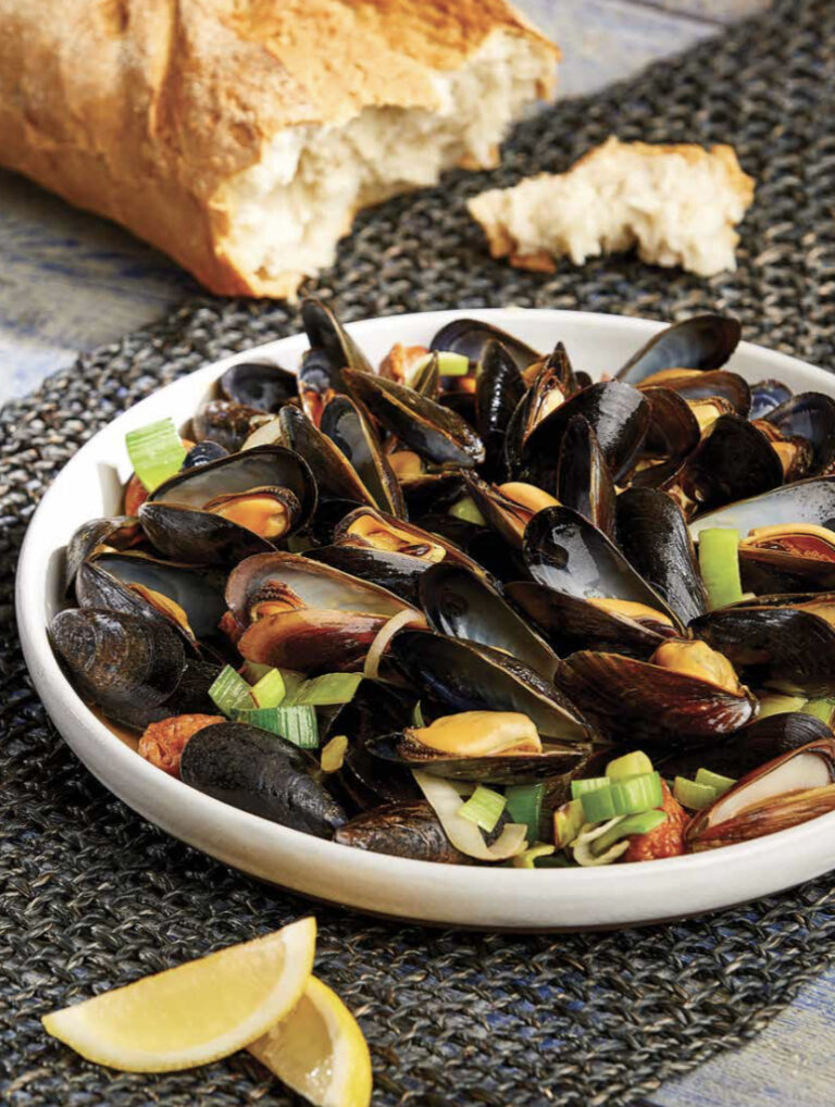 Steamed Mussels in Chorizo Saffron Broth – Eric Theiss